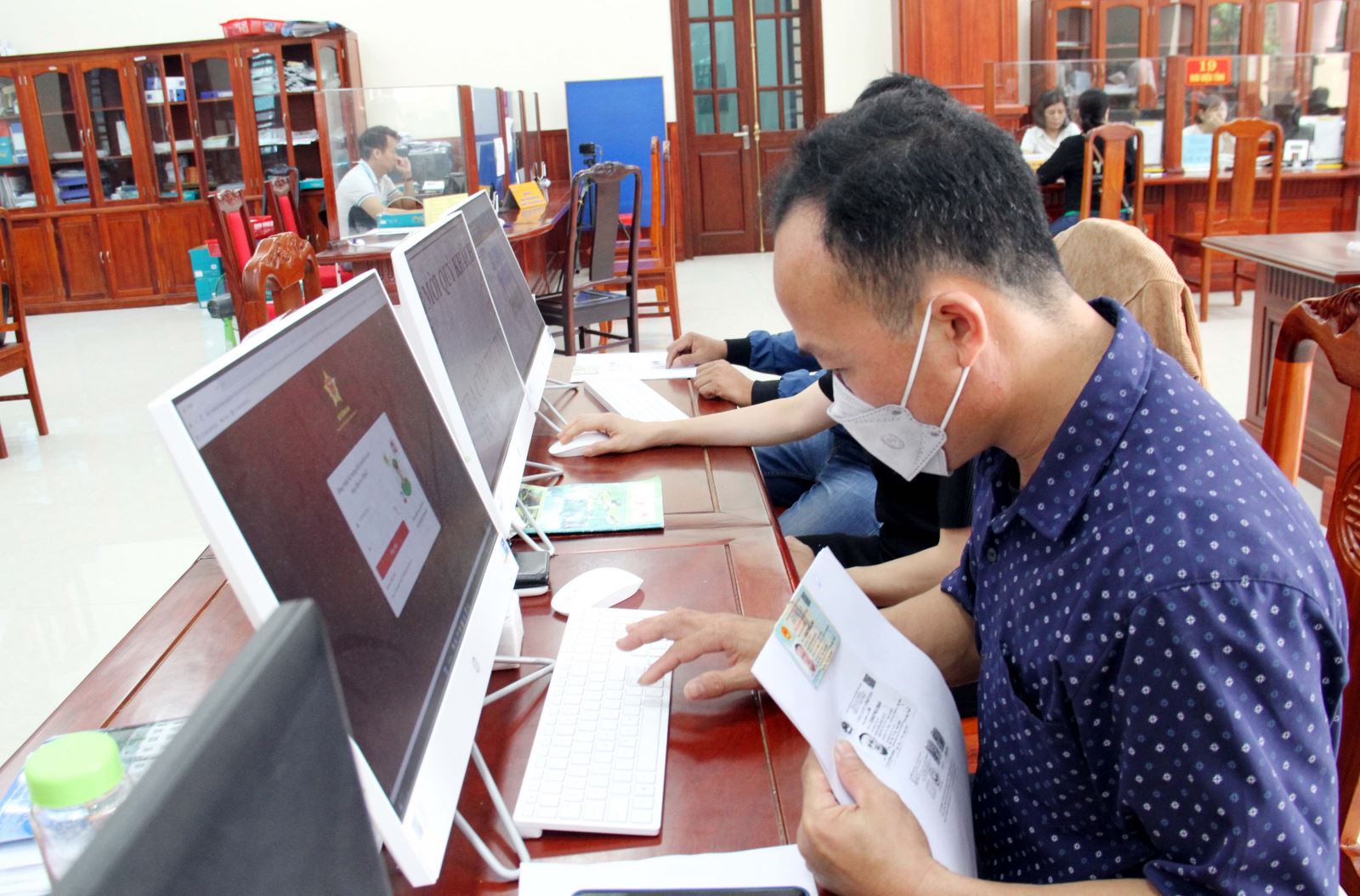 Trong tháng 8/2025, bỏ việc cấp các loại giấy tờ, trả kết quả bằng bản giấy